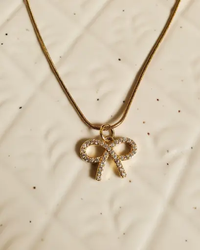 Sparkled Aura Necklace
